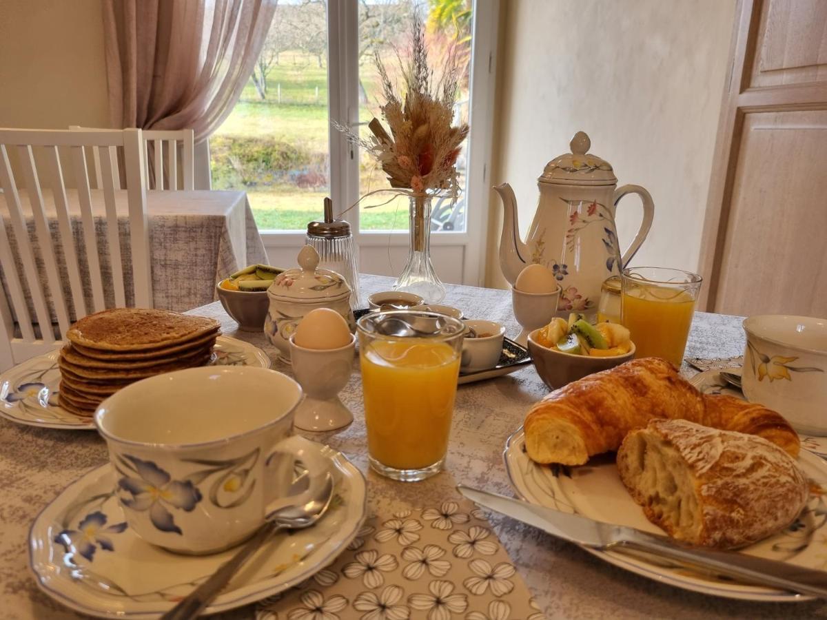 Les Chenes Rouges Bed & Breakfast