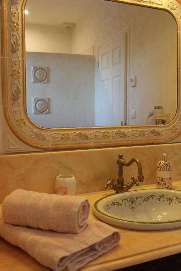 Les Chenes Rouges Bed & Breakfast