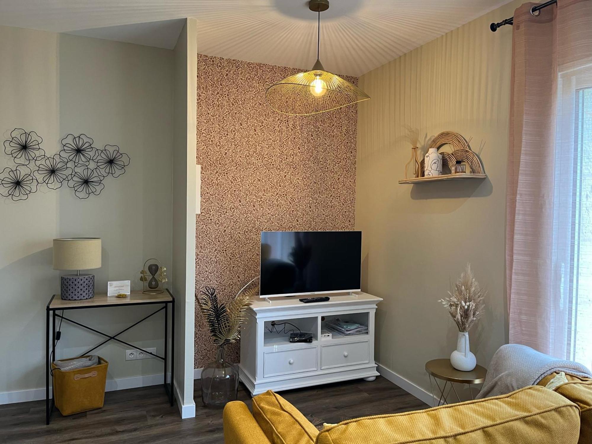 Les Chenes Rouges Bed & Breakfast
